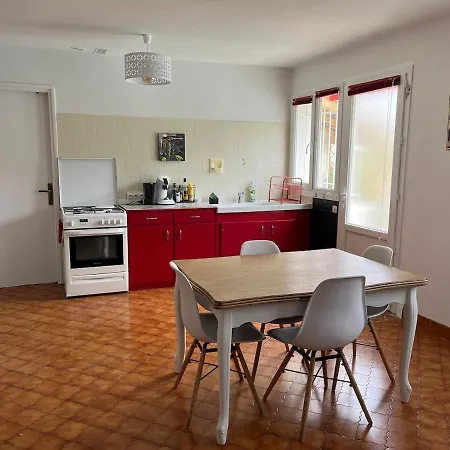 Maison De Avec Piscine Feriehus Nîmes